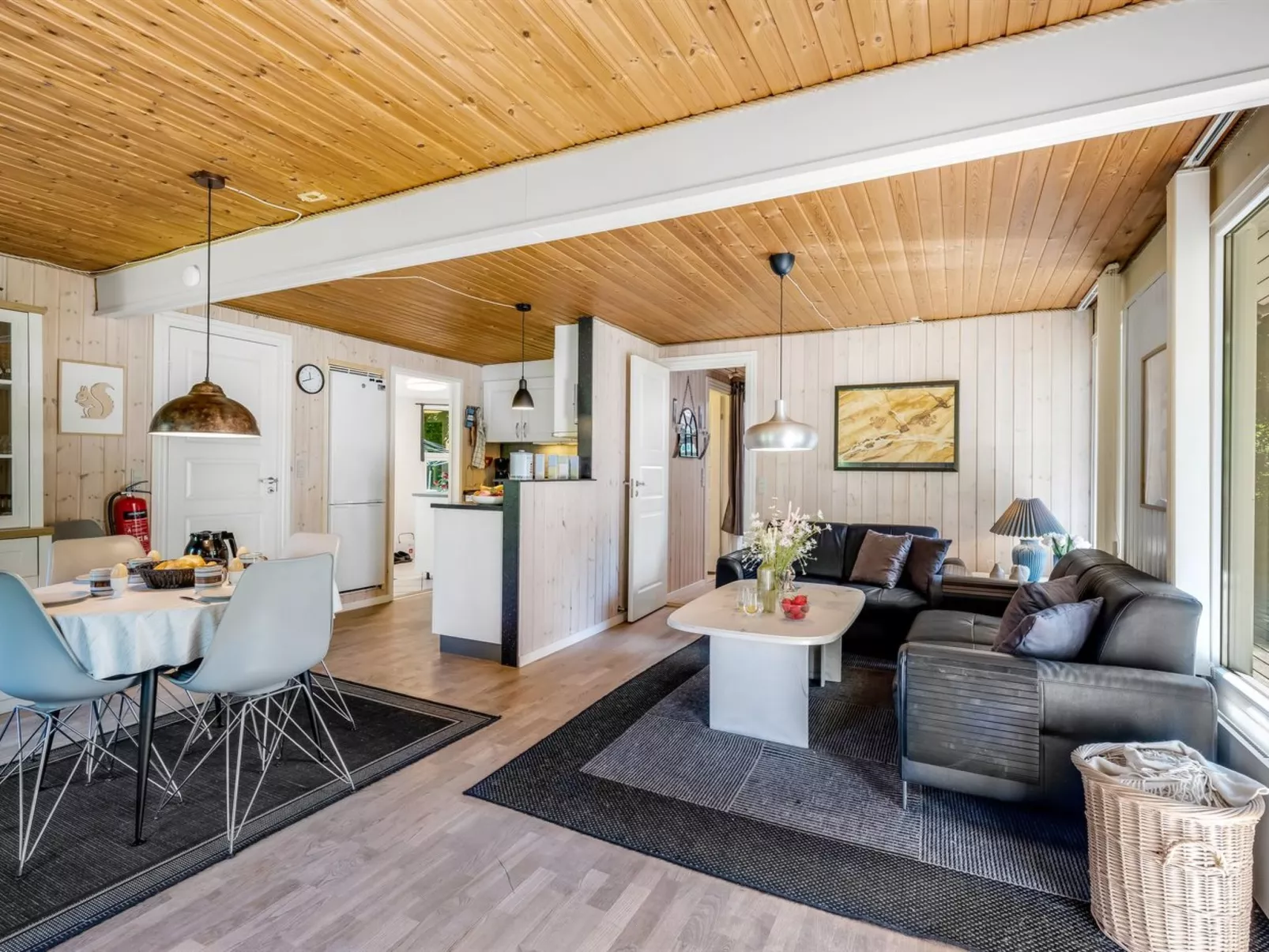 "Meo" - 30km from the sea-Drinnen