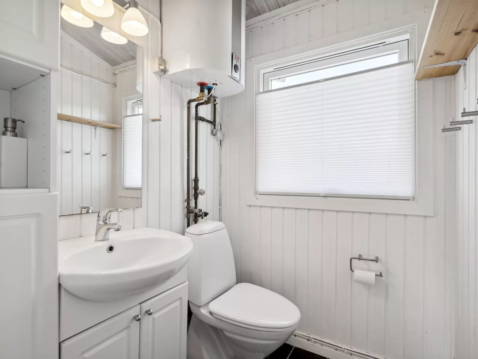 "Imma" -  from the sea-Dedans