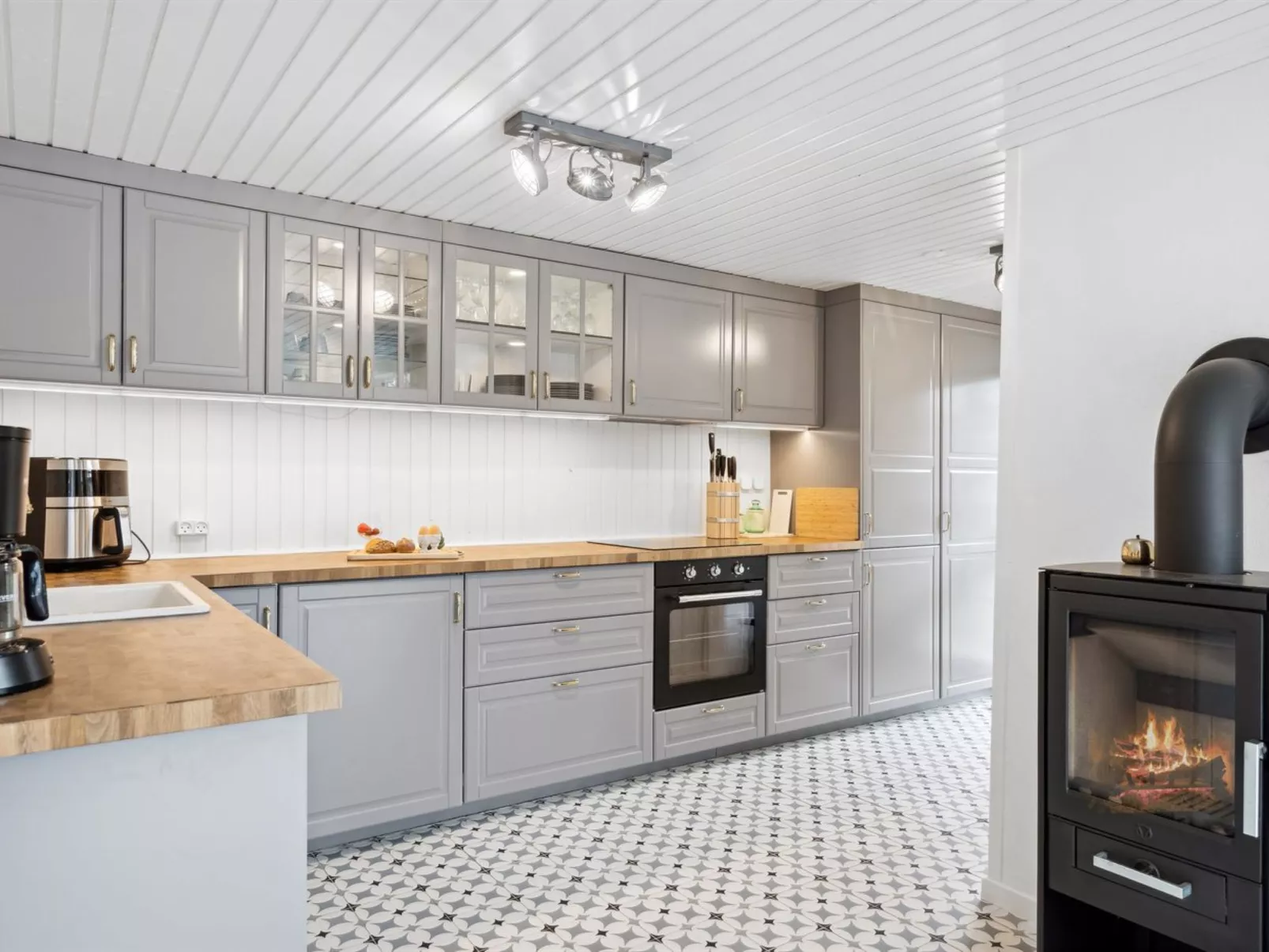 "Elizabeta" - 175m from the sea-Dedans