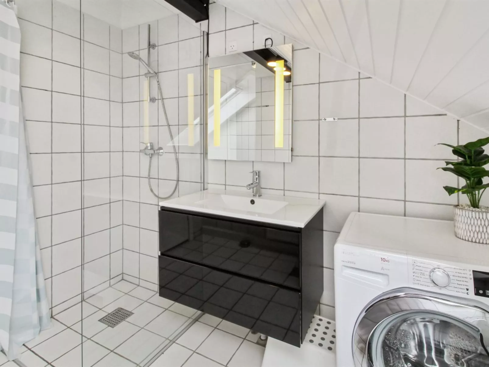 "Ilka" - 2.3km from the sea-Dedans