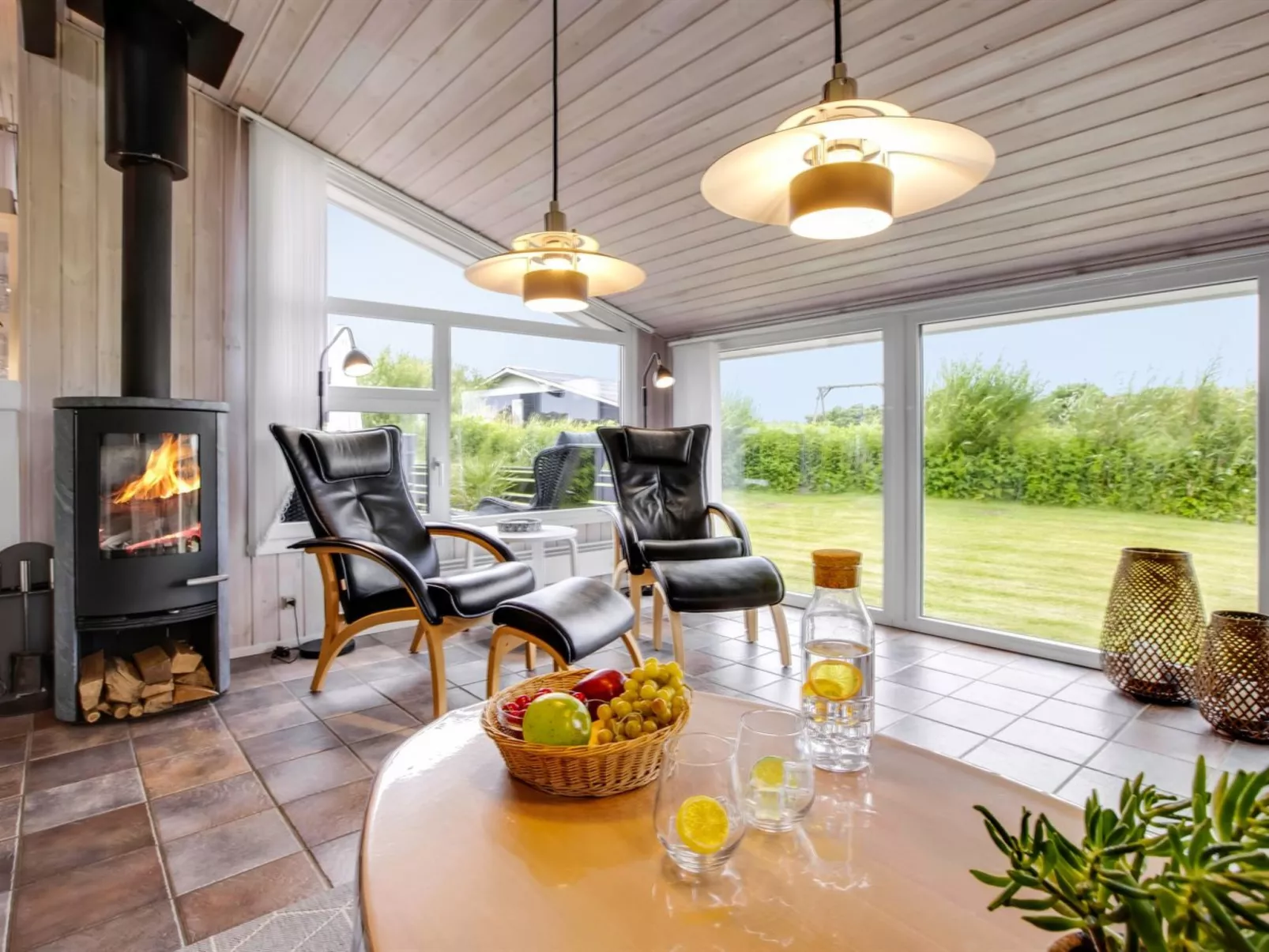 "Tinja" - 700m from the sea-Dedans