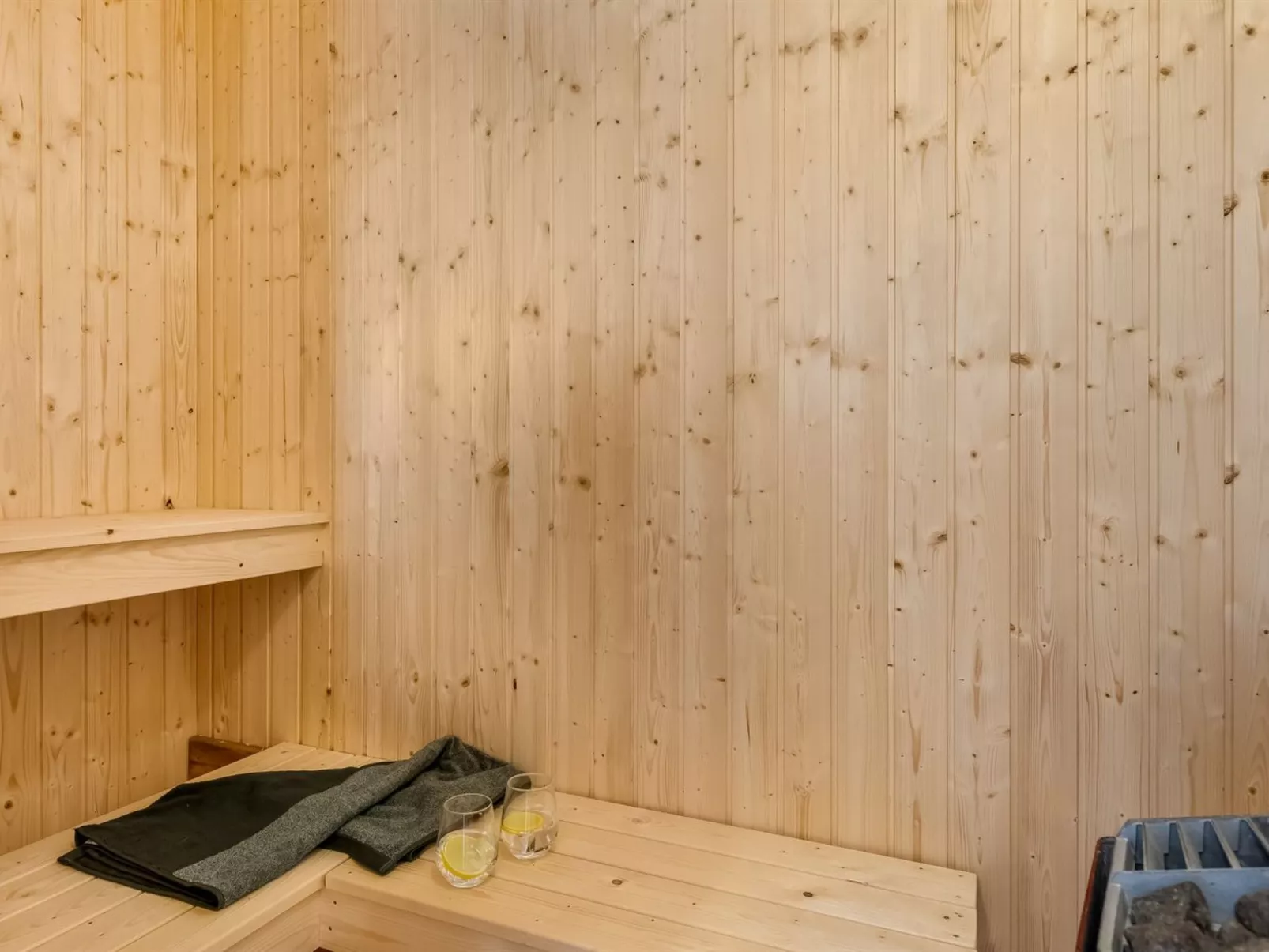 "Signhild" -  from the sea-Inside