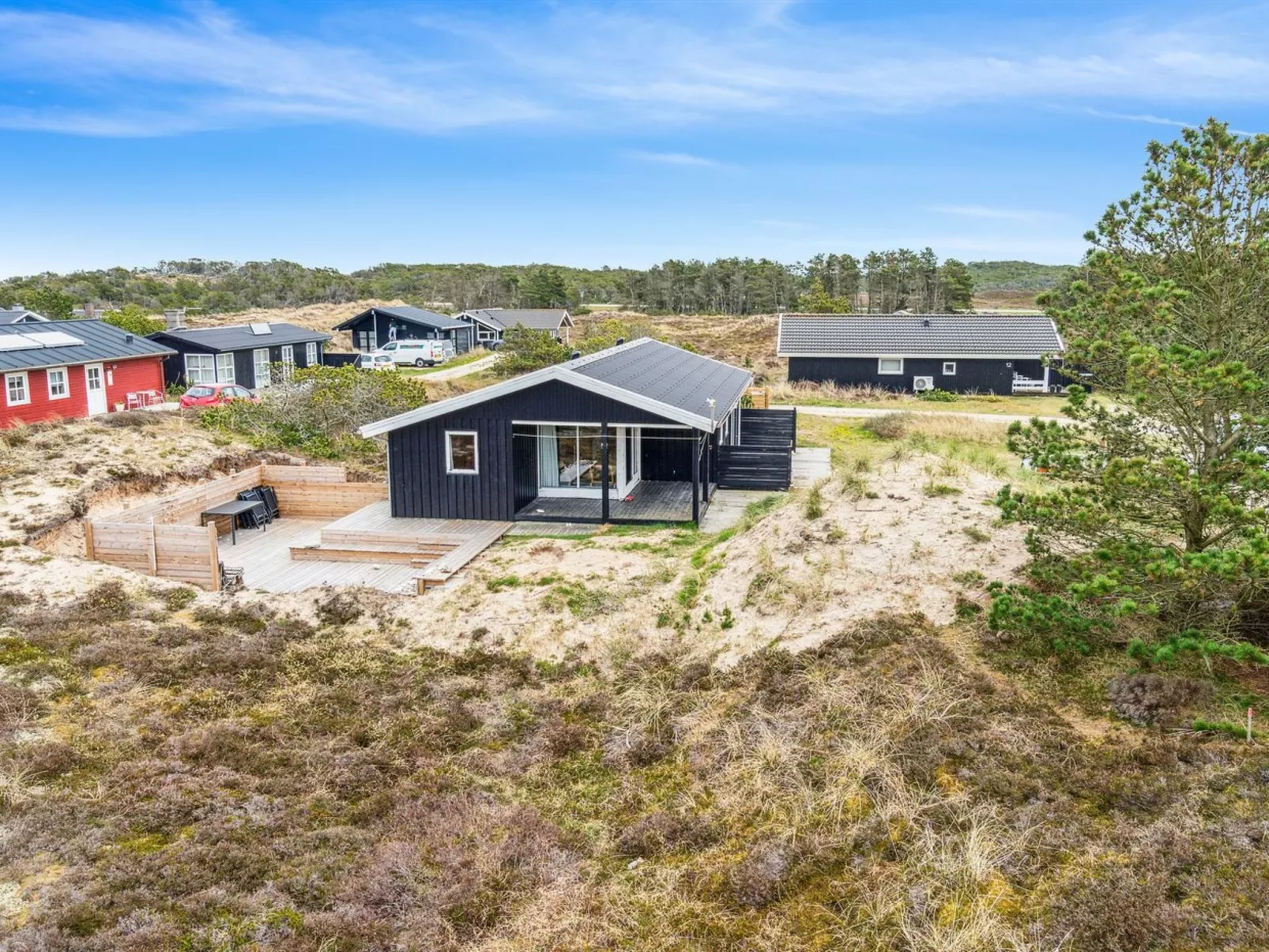 "Sulo" - 1.4km from the sea-Outside