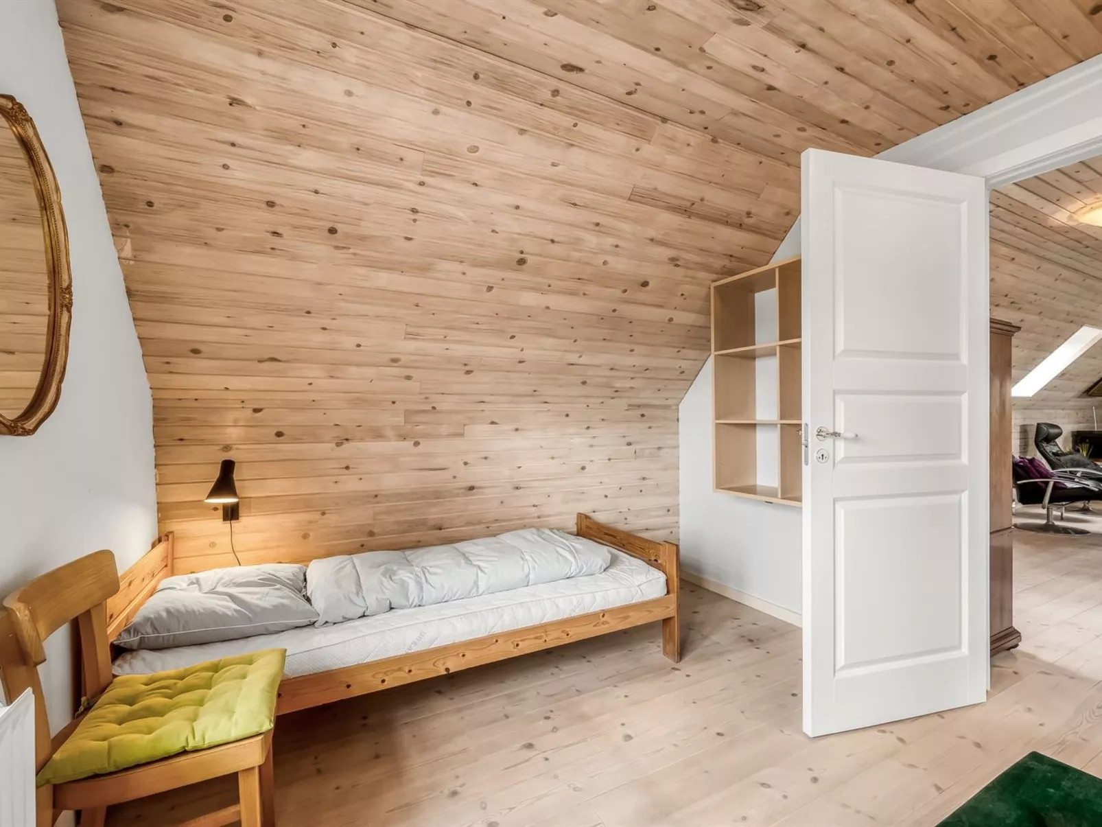 "Soria" - 600m to the fjord-Dedans