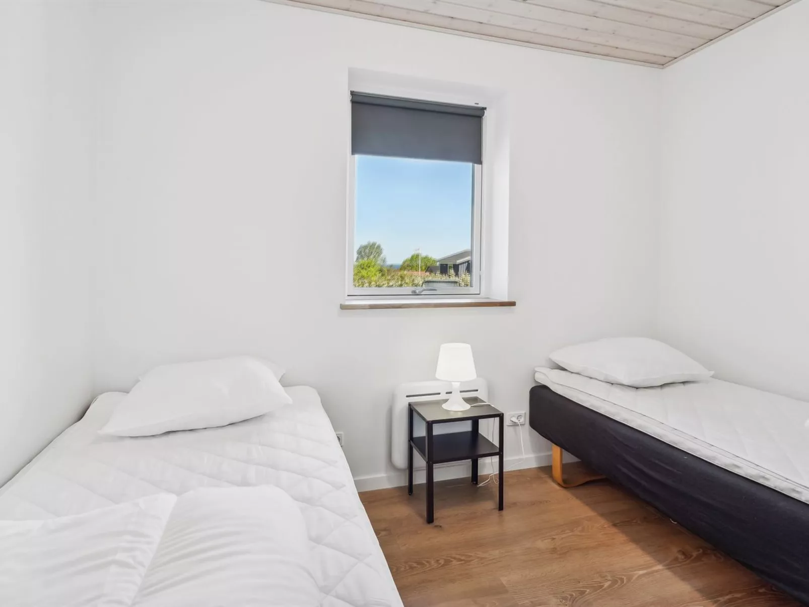 "Ika" - 450m from the sea-Inside