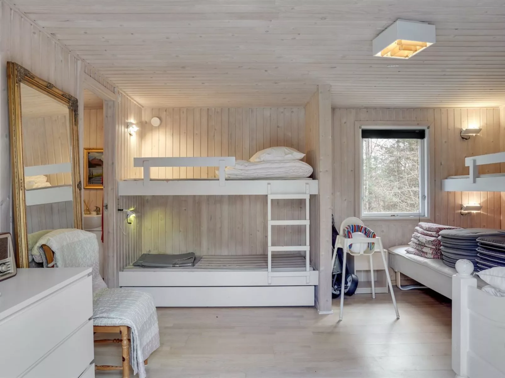 "Aneline" - 700m from the sea-Inside