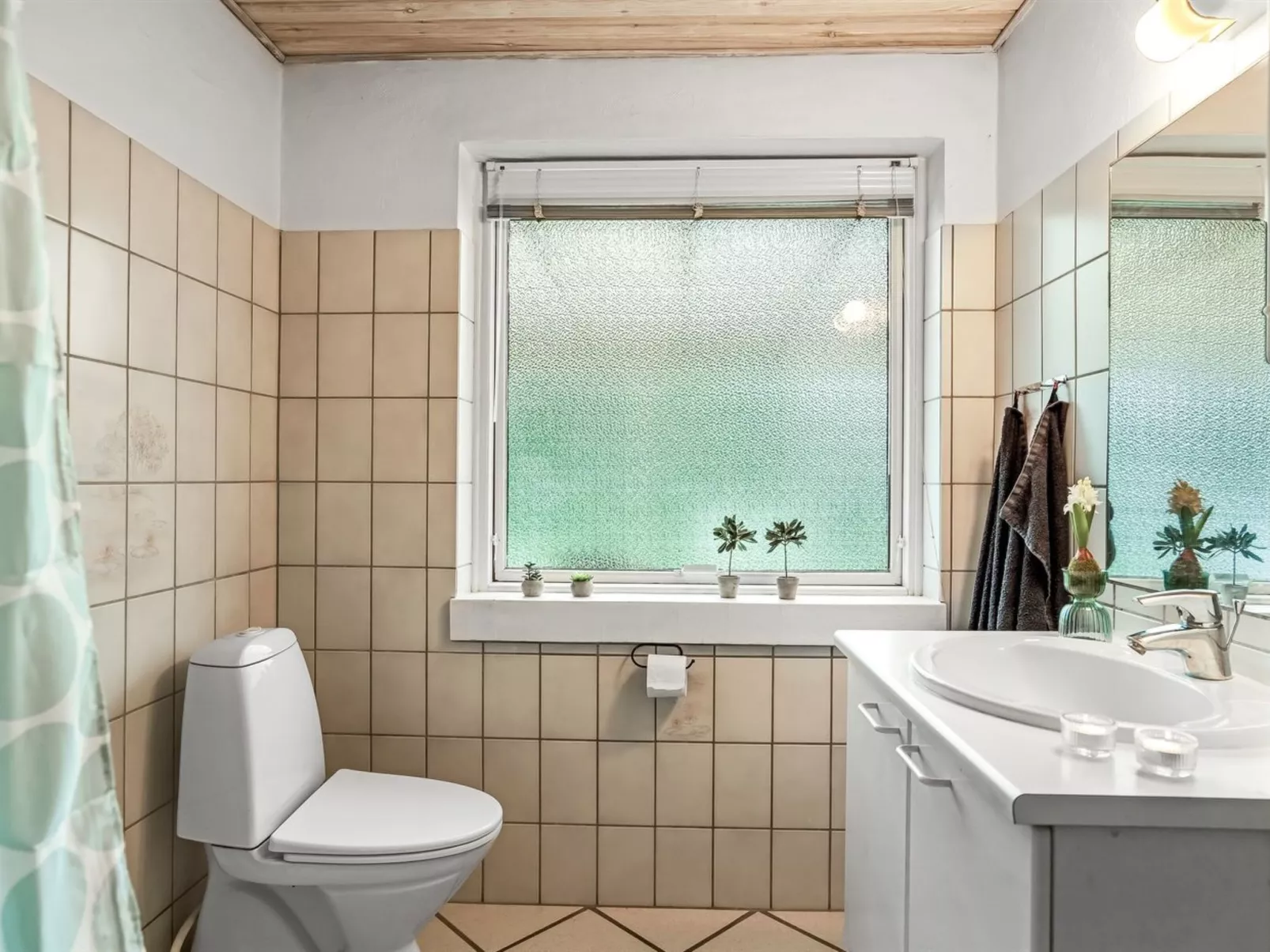 "Mats" - 5.3km from the sea-Inside