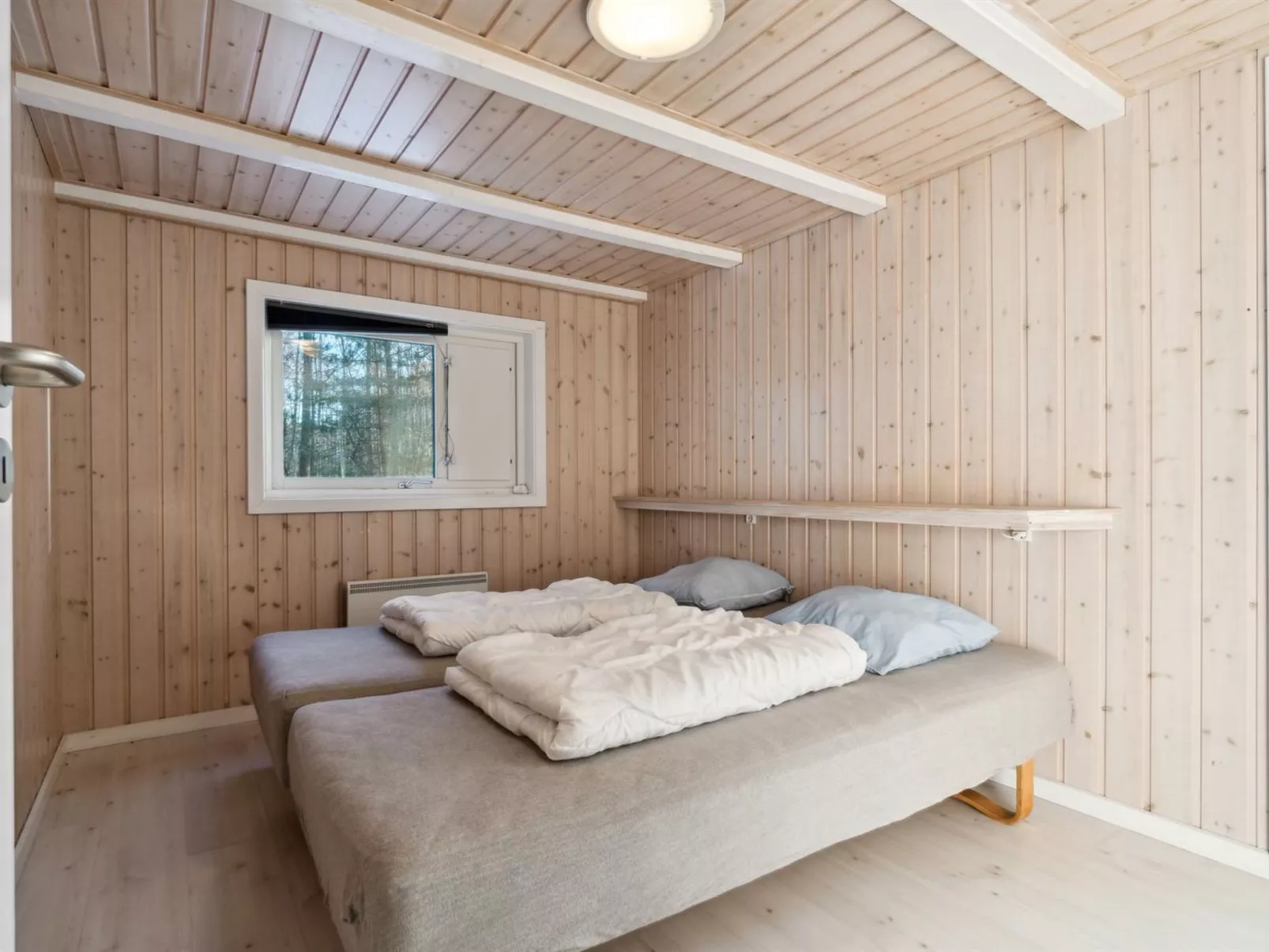 "Ellynor" - 600m from the sea-Inside