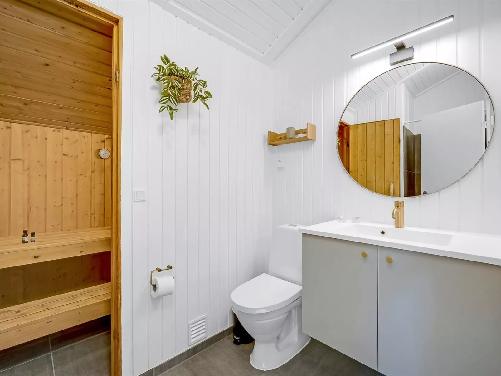 "Tilda" - 900m from the sea-Dedans