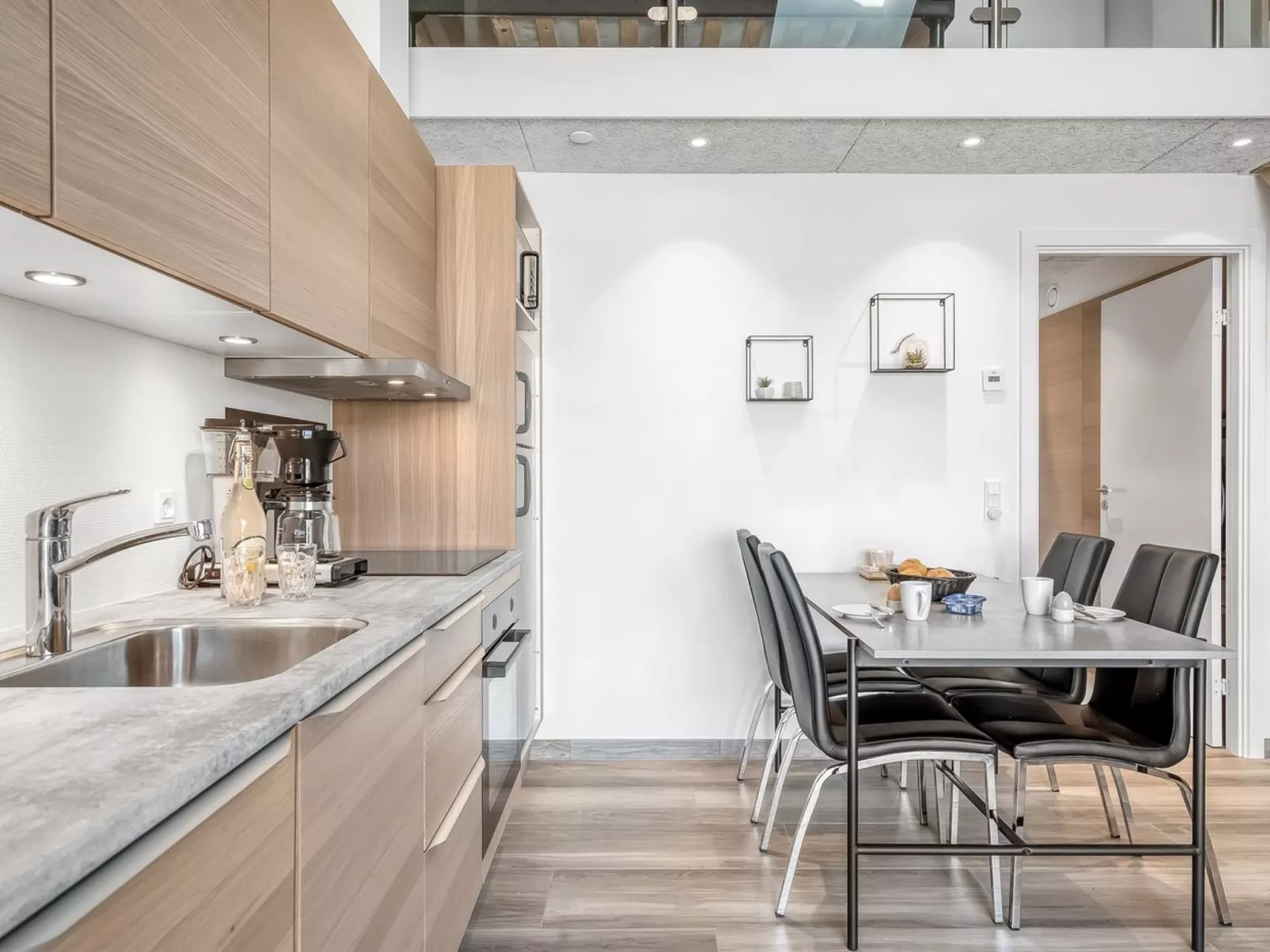 "Els" - 100m to the fjord-Dedans