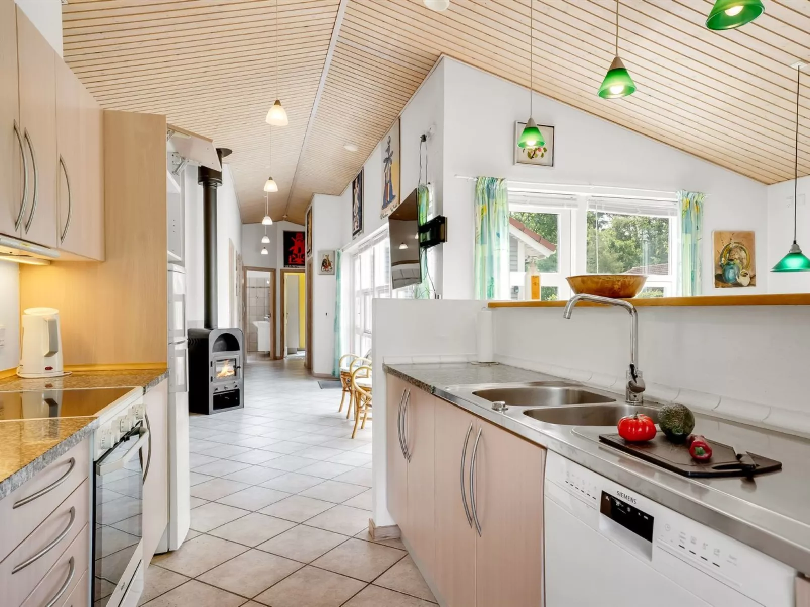 "Gravers" - 100m from the sea-Inside