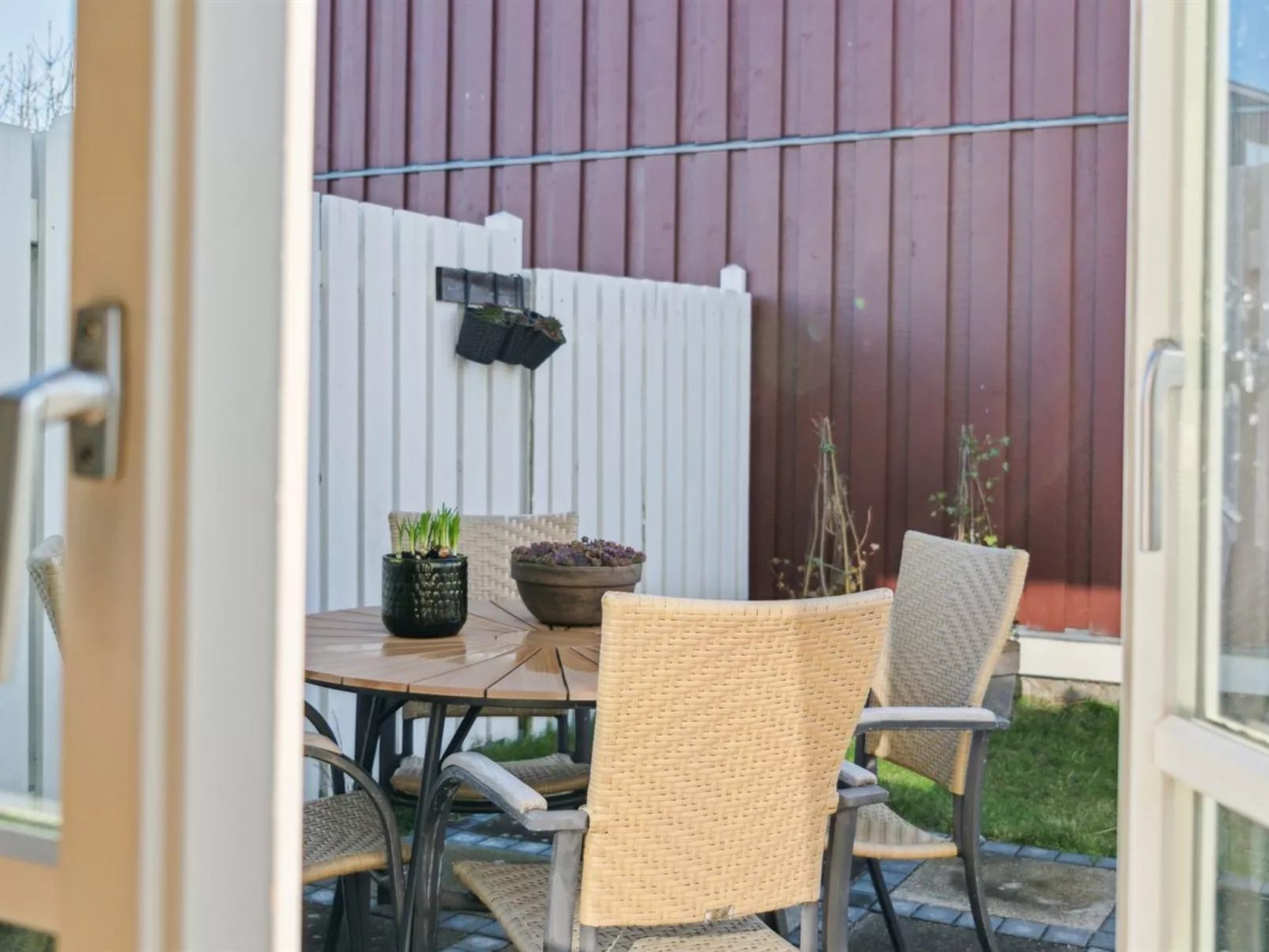 "Monja" - 50m from the sea-Draußen