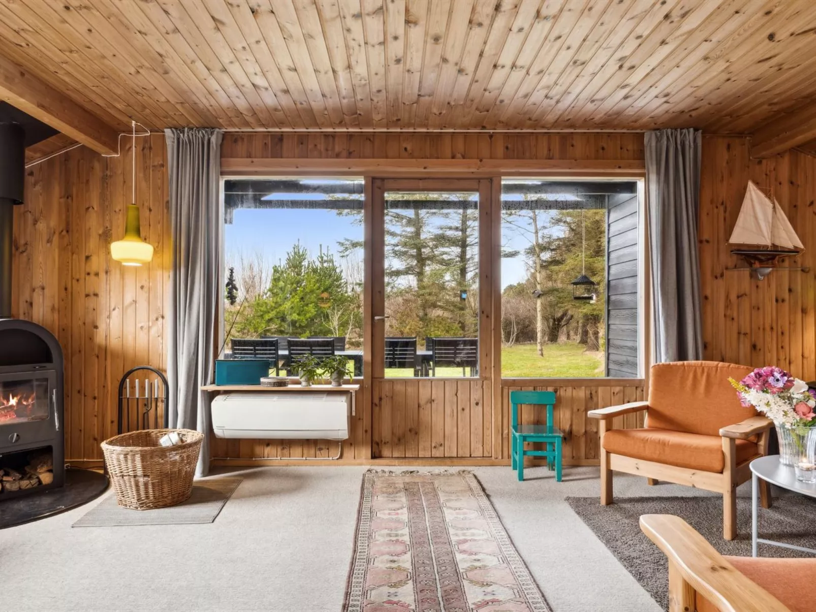 "Jukka" - 2km from the sea-Inside