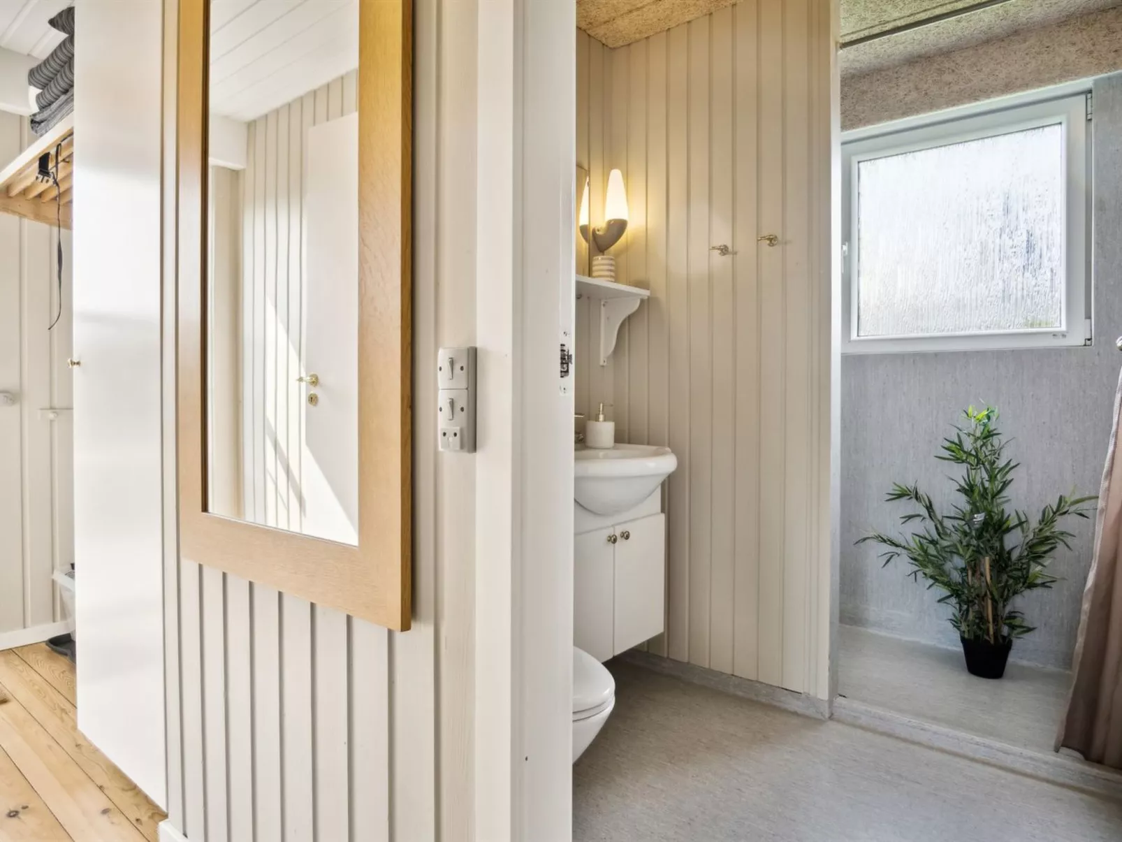 "Volmer" - 700m from the sea-Inside