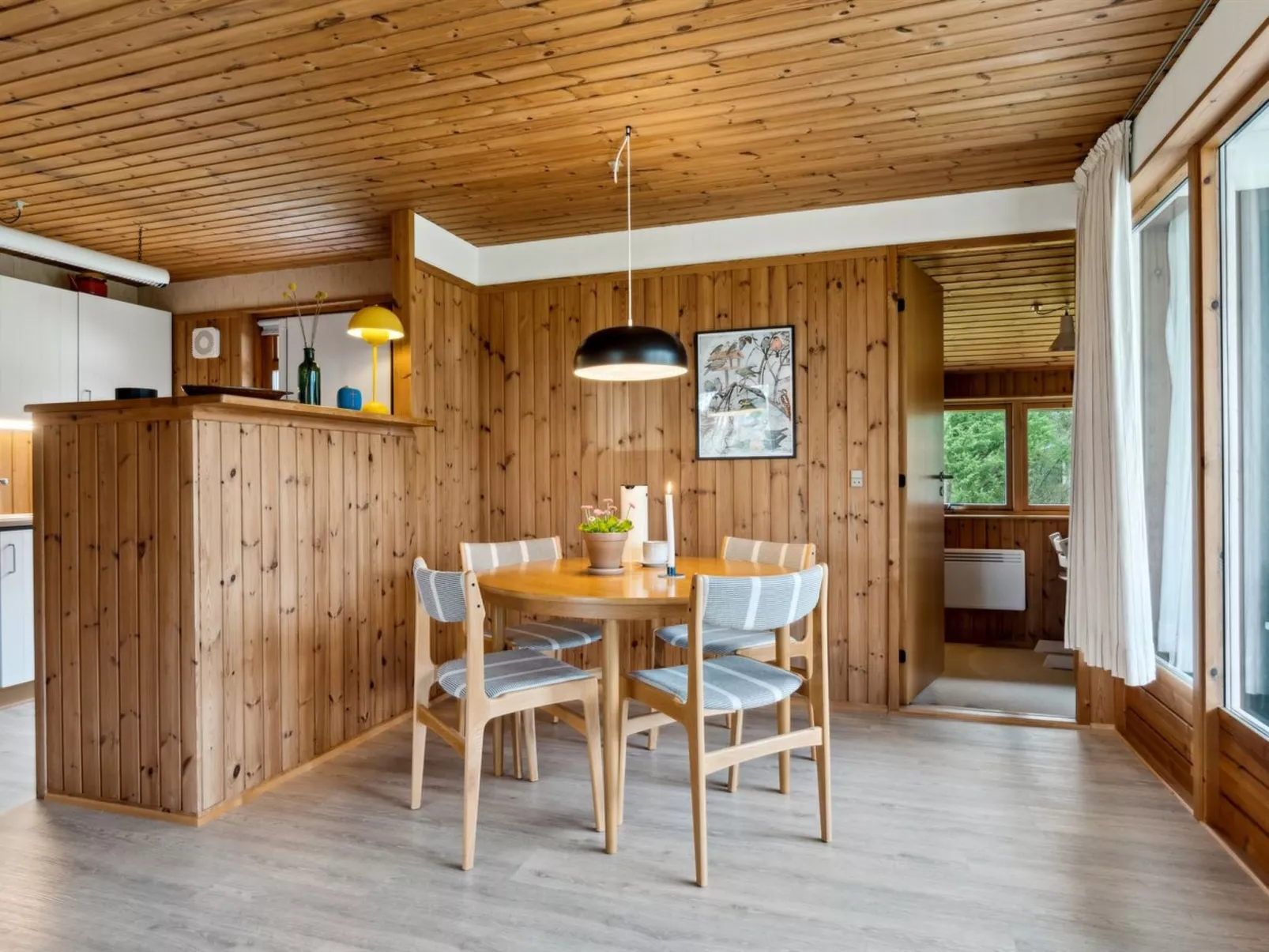 "Sofja" - 175m to the fjord-Inside