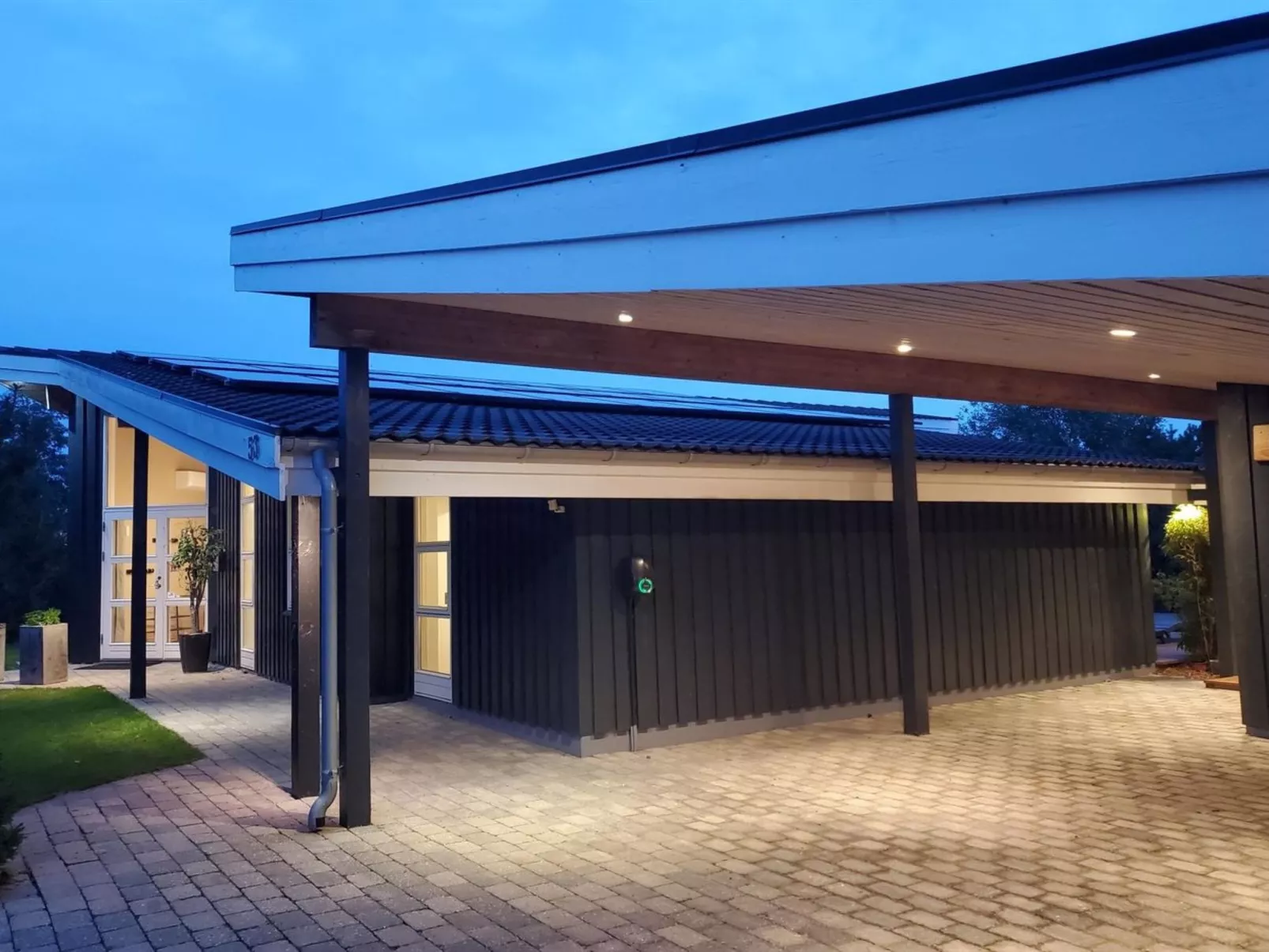 "Helena" - 700m from the sea-Outside