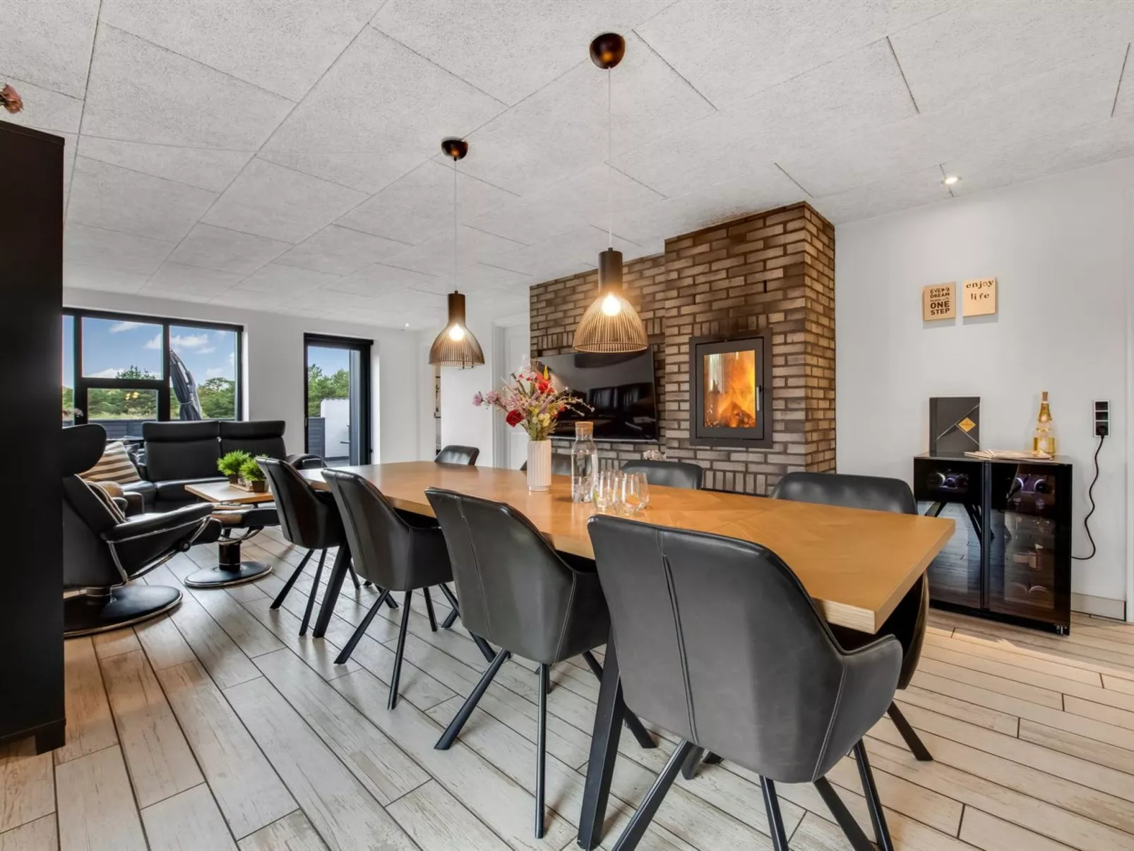 "Nona" - 1.1km from the sea-Dedans