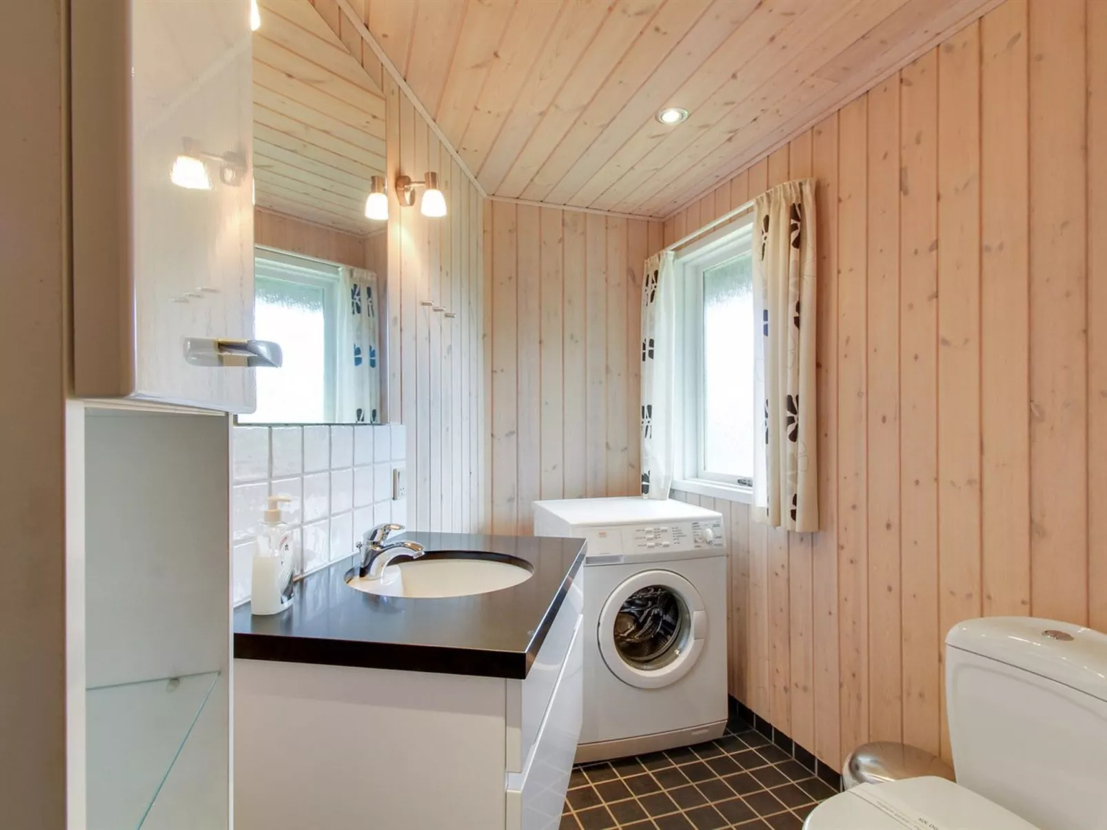 "Eetu" - 1.3km from the sea-Dedans