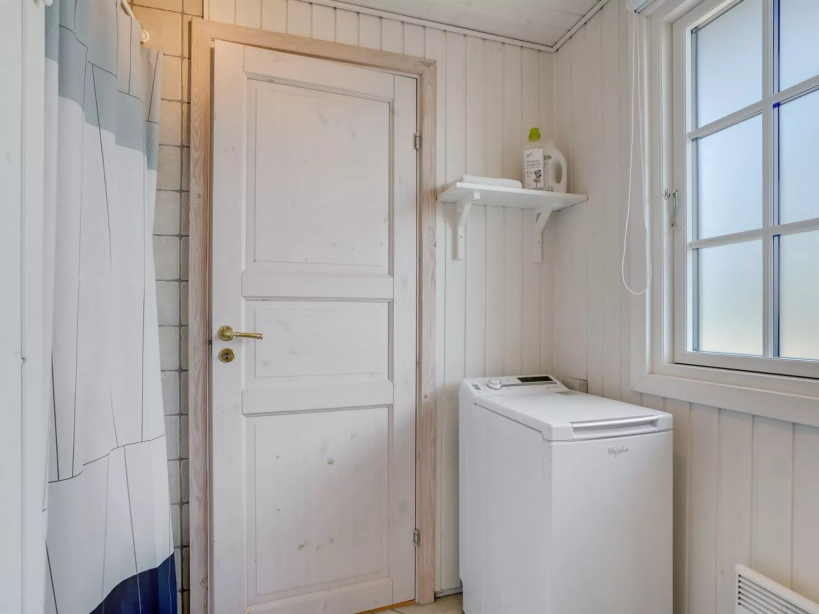 "Sine" - 500m from the sea-Inside