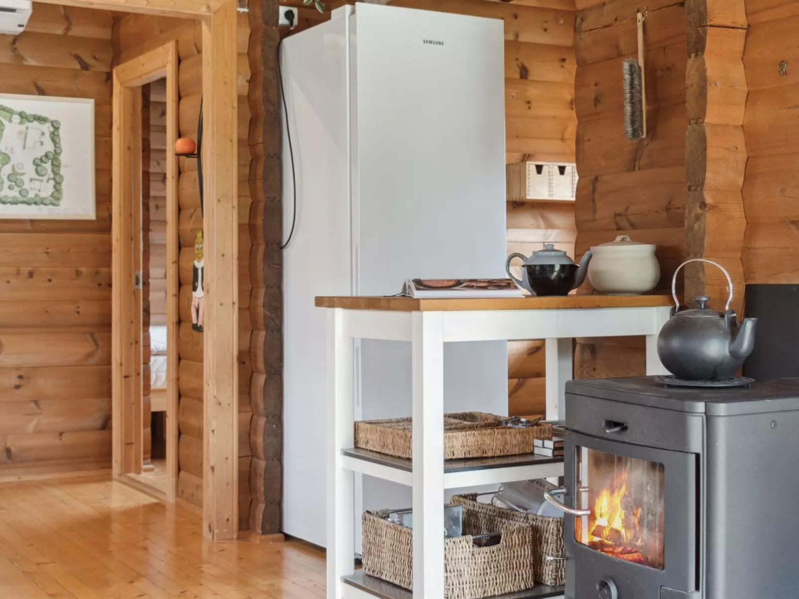 "Ama" - 200m to the fjord-Dedans