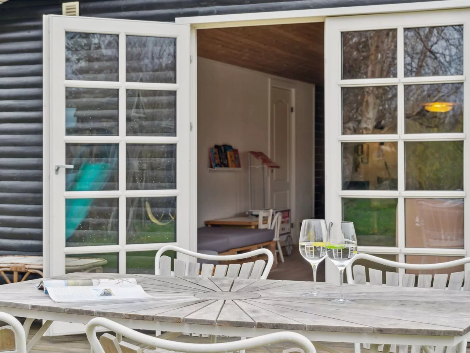 "Kara" - 450m from the sea-Outside