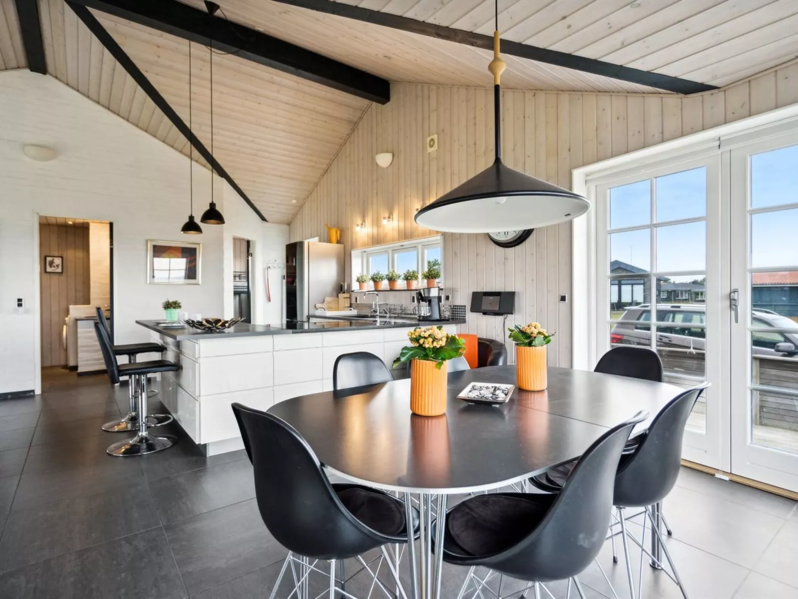 "Dory" - 30m from the sea-Inside