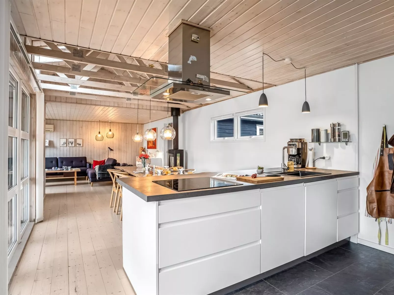 "Mira" - 500m from the sea-Drinnen