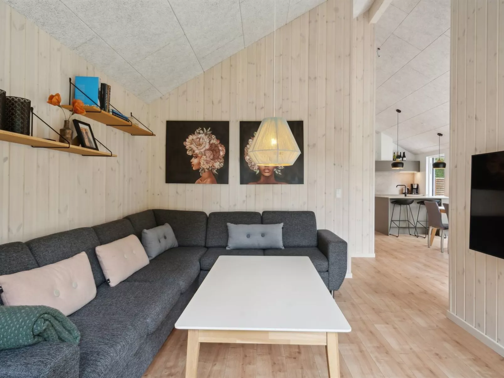 "Laina" - 250m from the sea-Inside