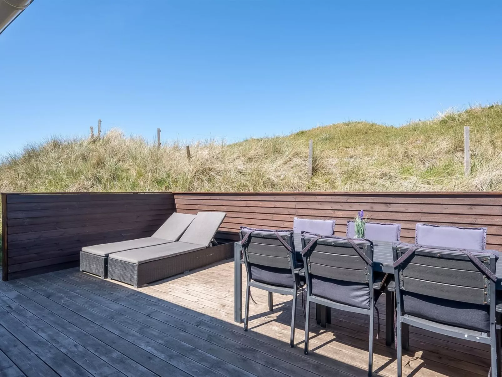 "Aurore" - 700m from the sea-Draußen