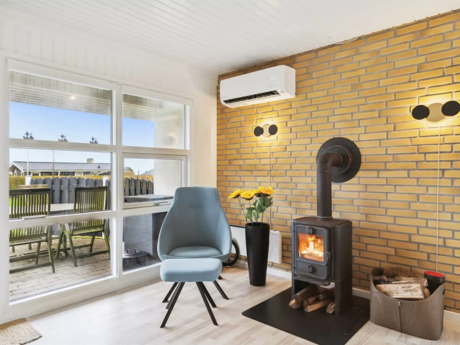 "Gudrun" - 250m from the sea-Inside