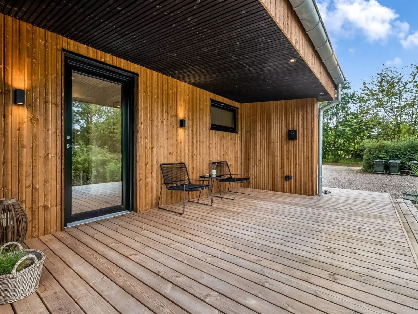 "Karlene" - 300m from the sea-Outside