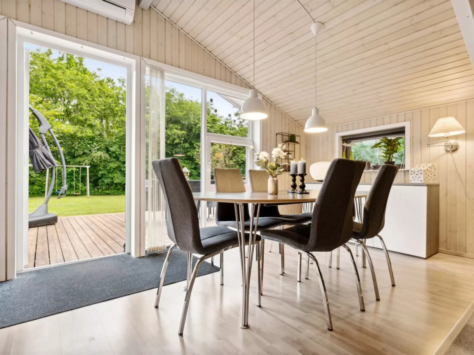 "Zaharinka" - 30km from the sea-Drinnen