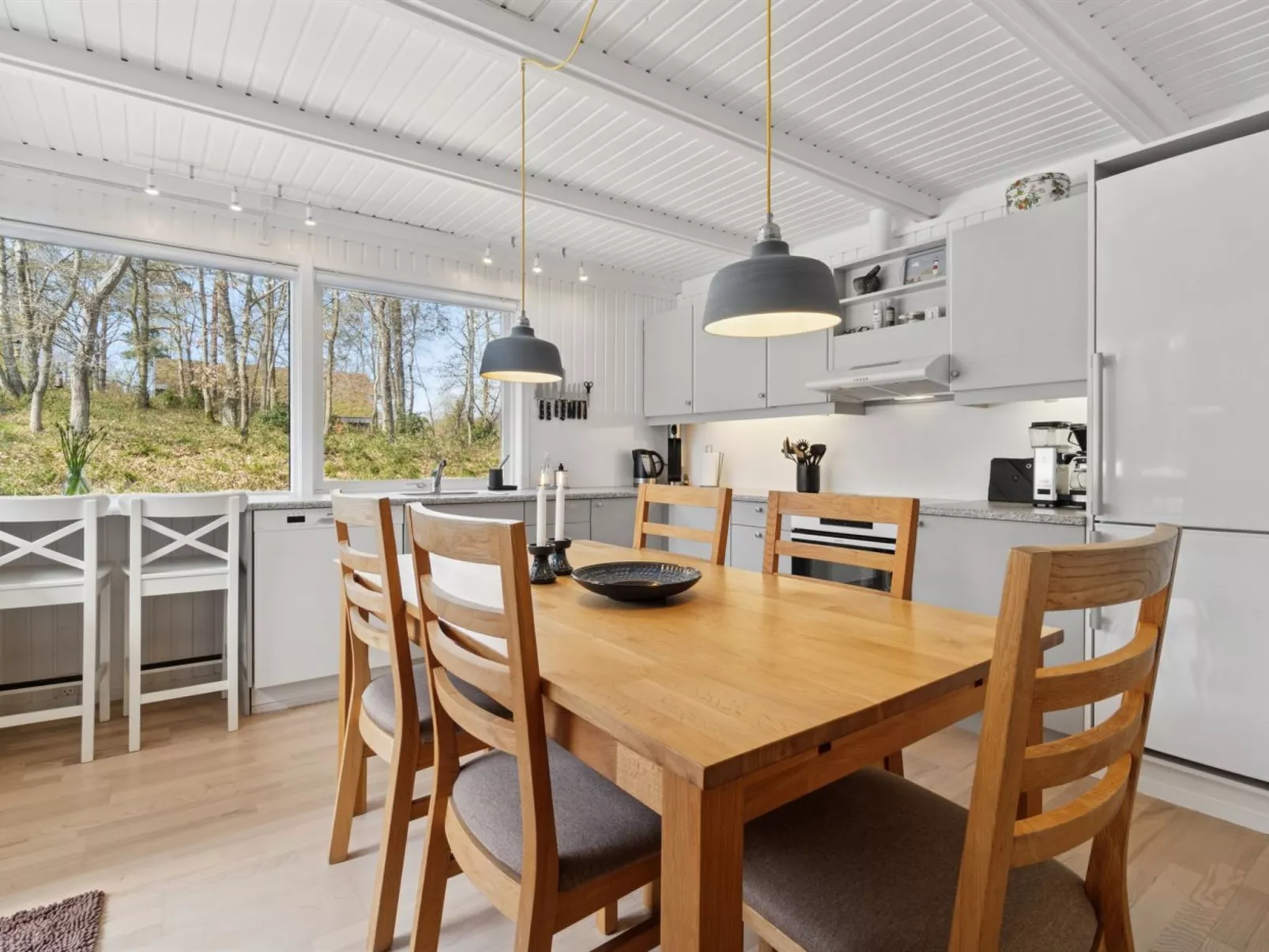 "Gjertrud" - 1km from the sea-Drinnen