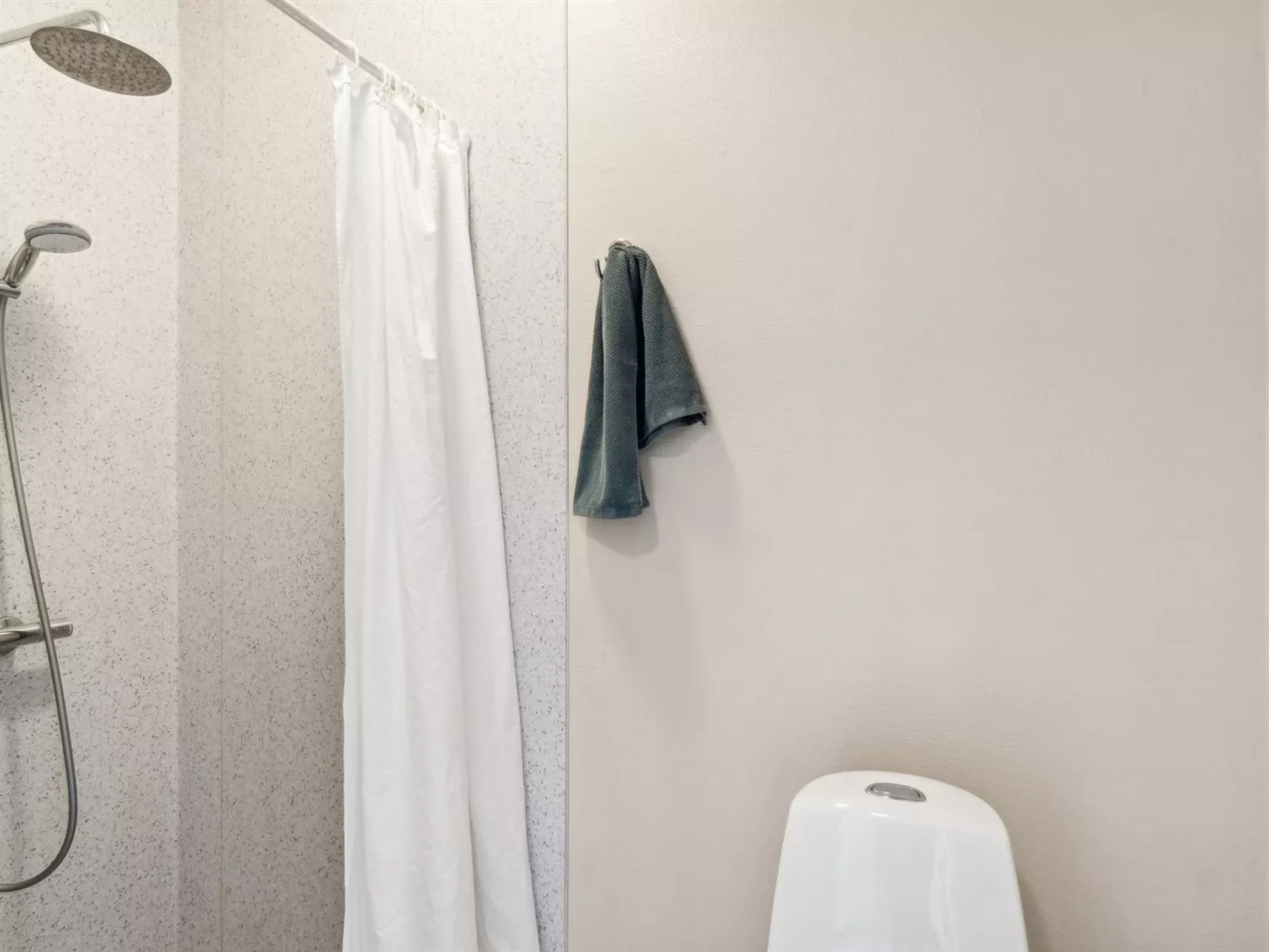 "Amiira" - 500m from the sea-Dedans