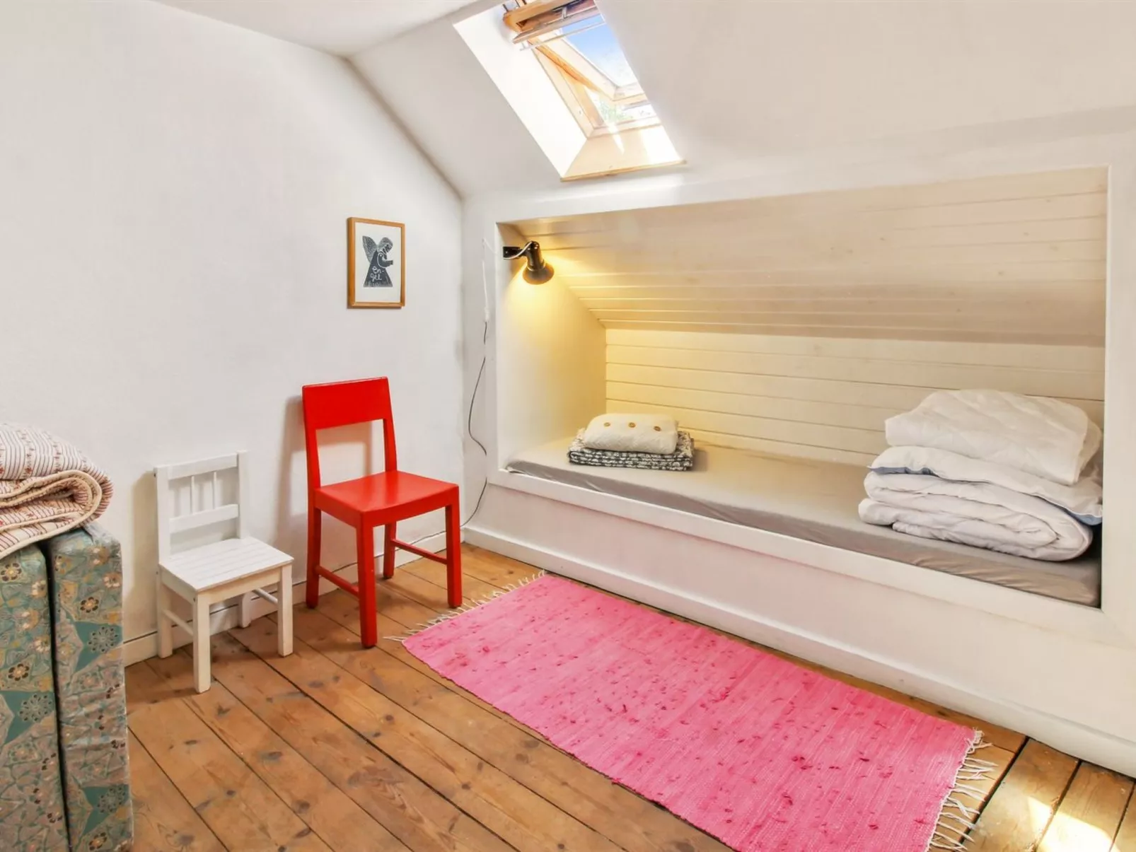 "Kiri" - 24km from the sea-Inside