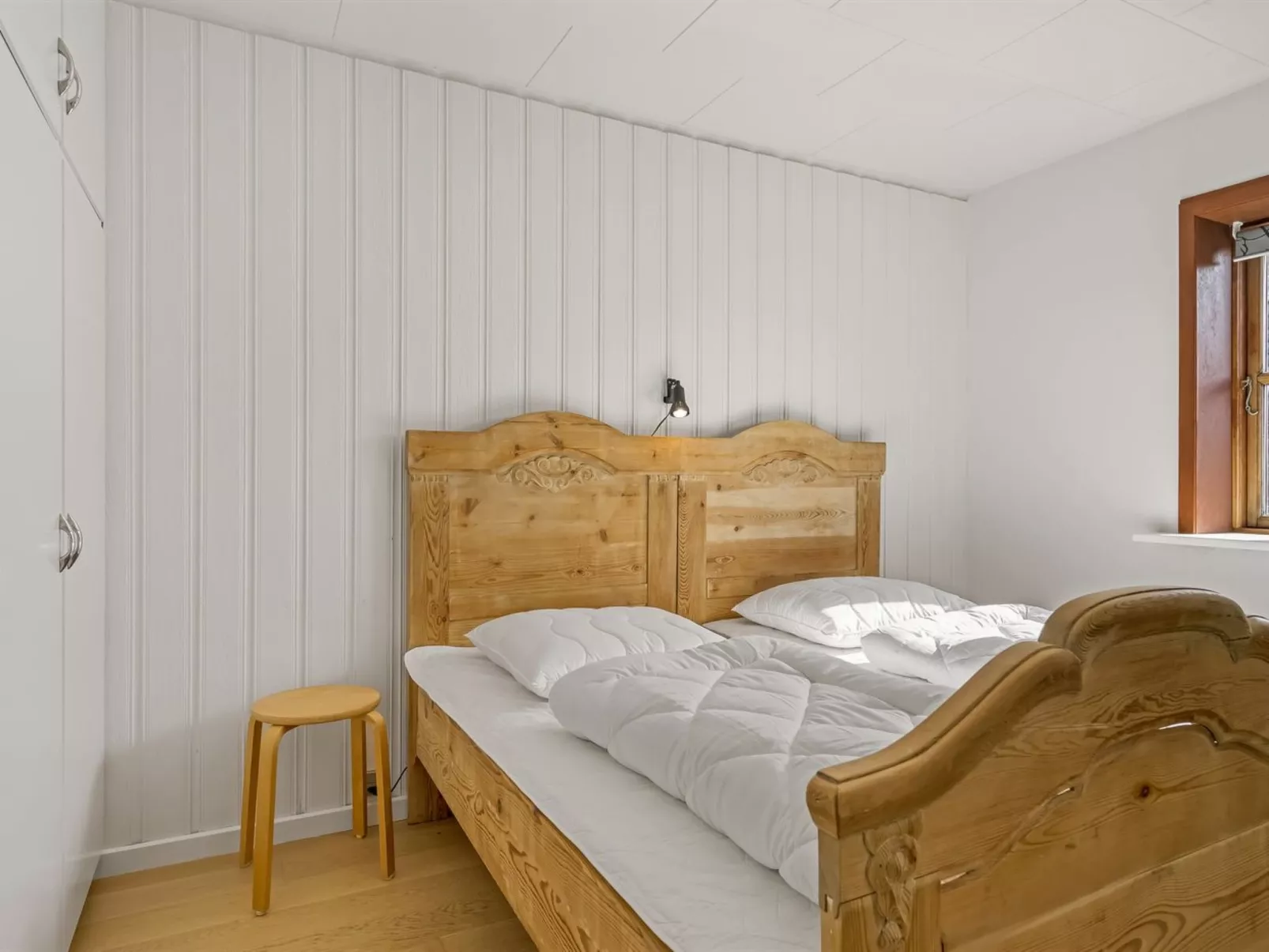 "Satu" - 2km from the sea-Inside