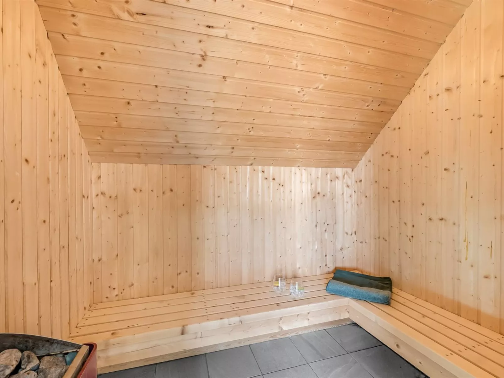 "Stella" - 700m from the sea-Dedans