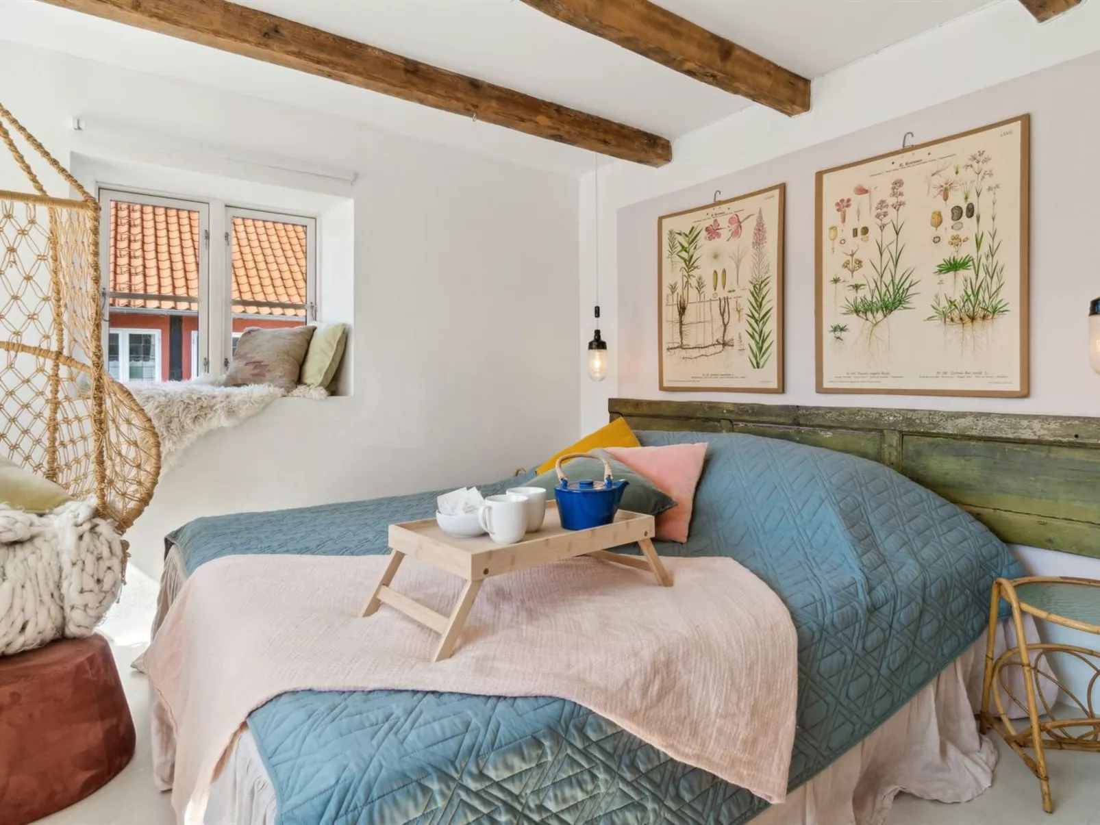 "Hebba" - 125m from the sea-Drinnen