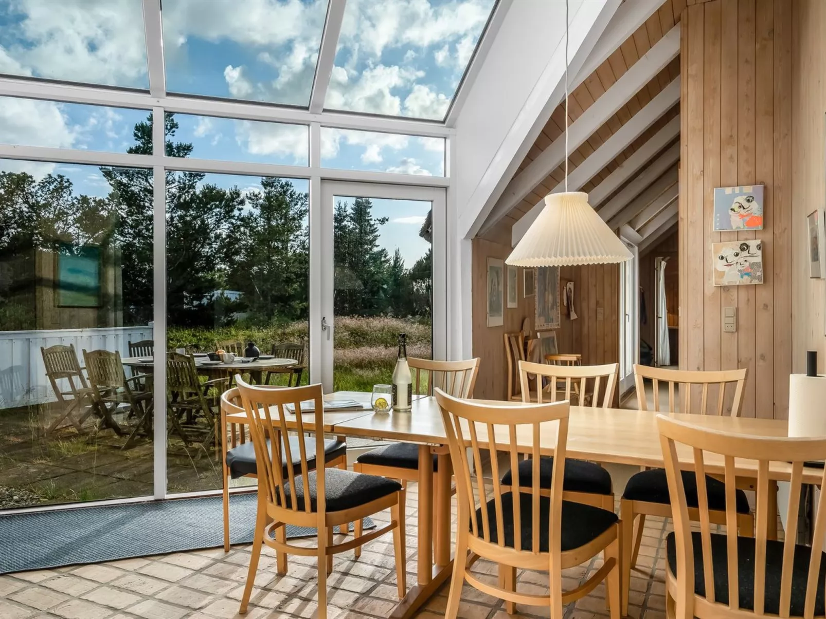 "Elenor" - 1.1km from the sea-Drinnen