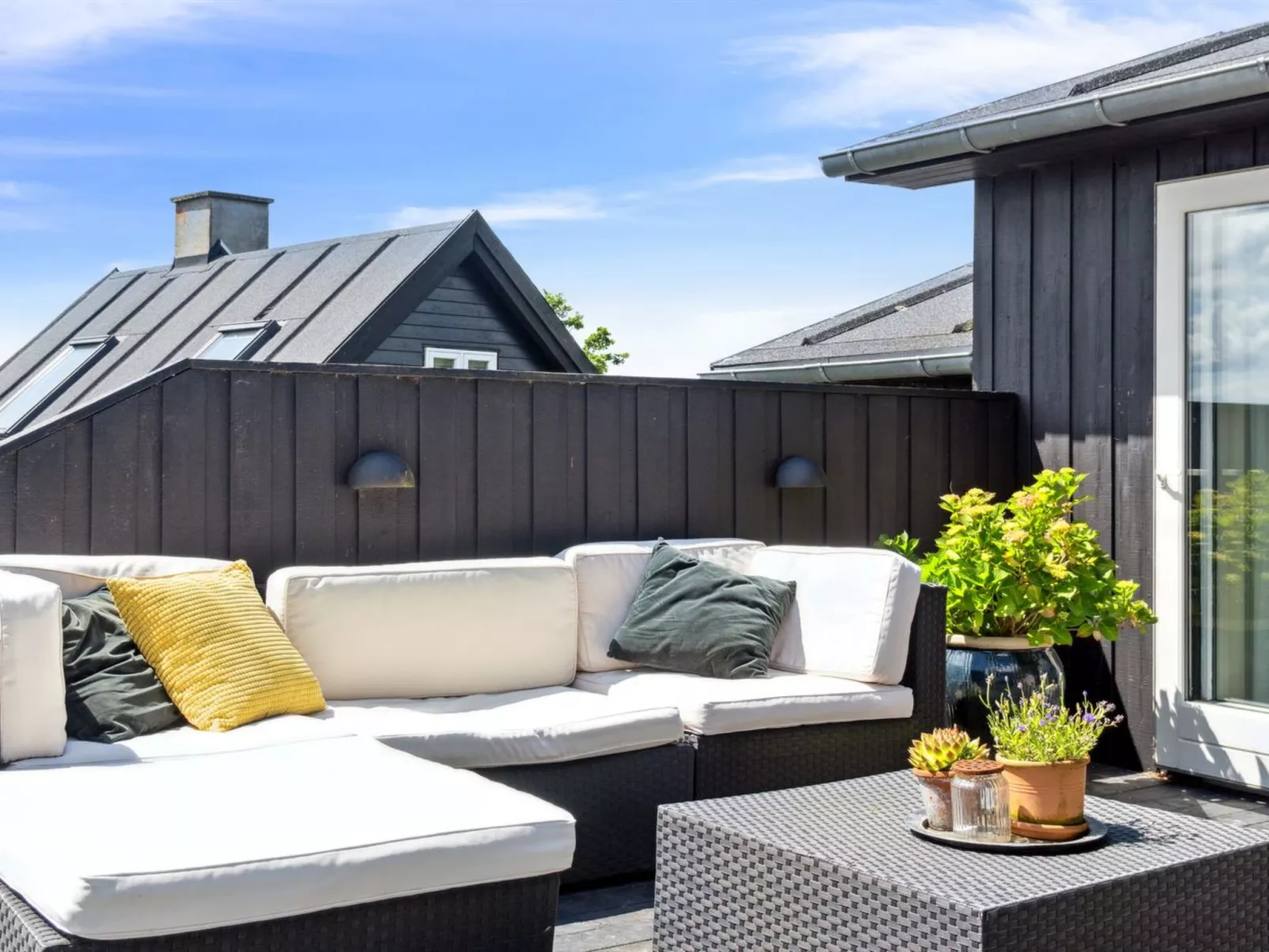 "Sten" - 30m from the sea-Outside