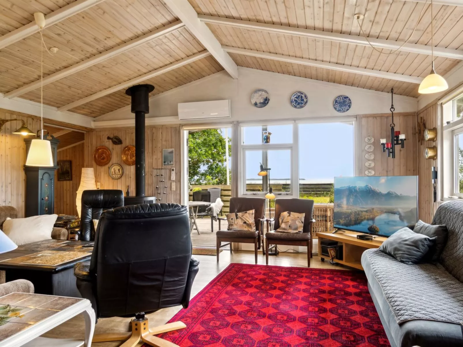 "Konsta" - 50m from the sea-Drinnen