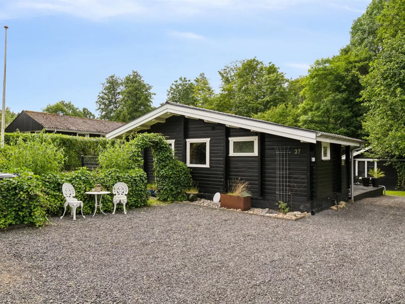 "Araminta" - 800m from the sea-Outside