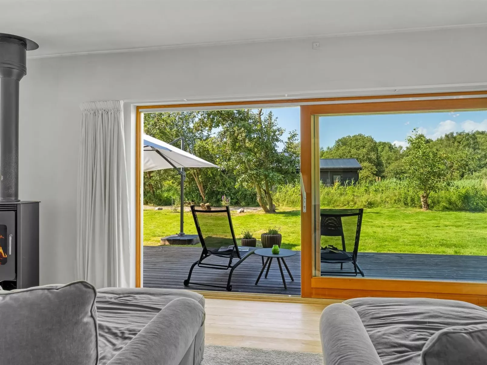 "Nielsigne" - 1.3km from the sea-Drinnen