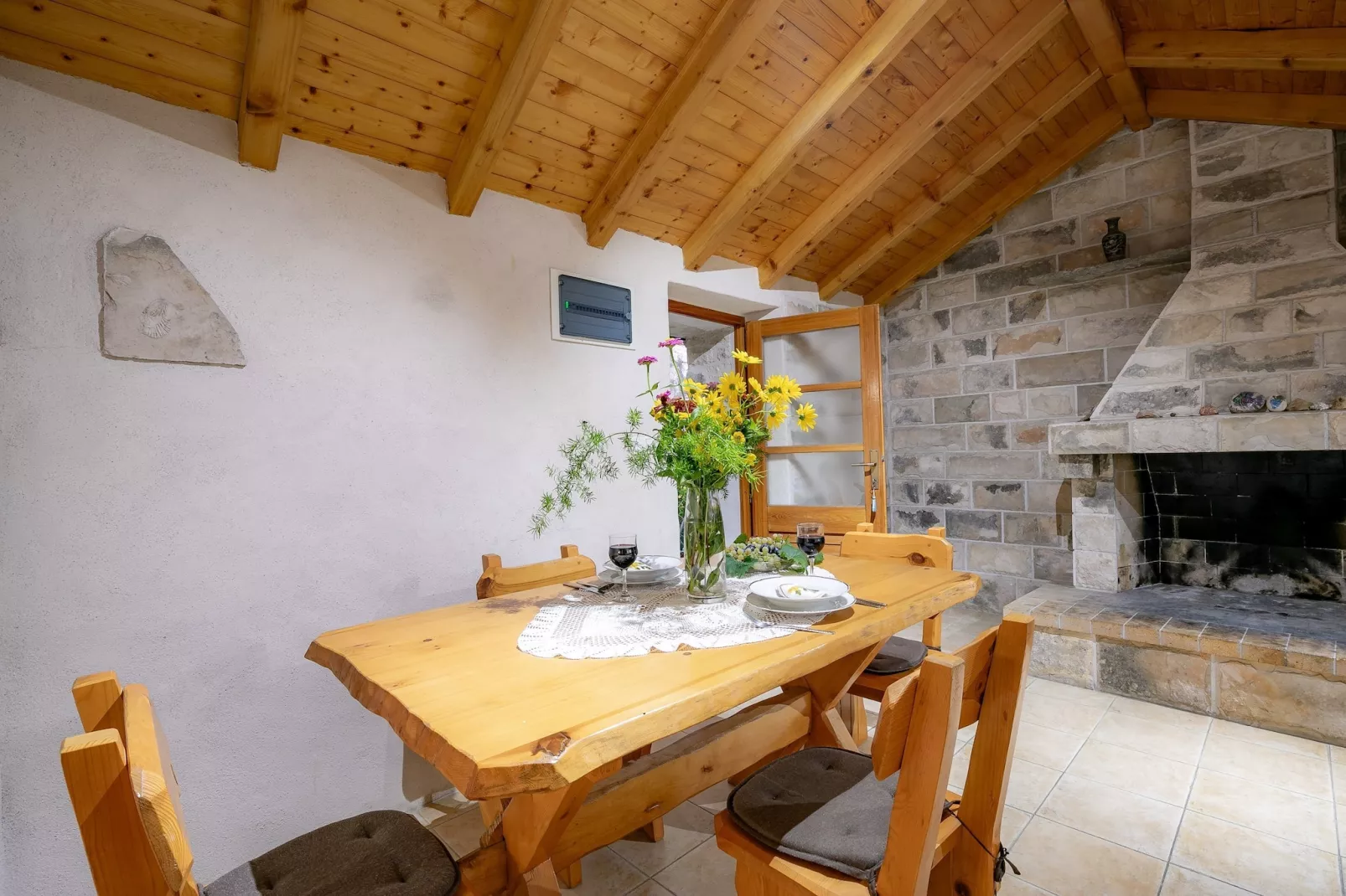 Stone House Harmony - One Bedroom Apartment with Patio and Garden View ( 1 )-Innenbereich