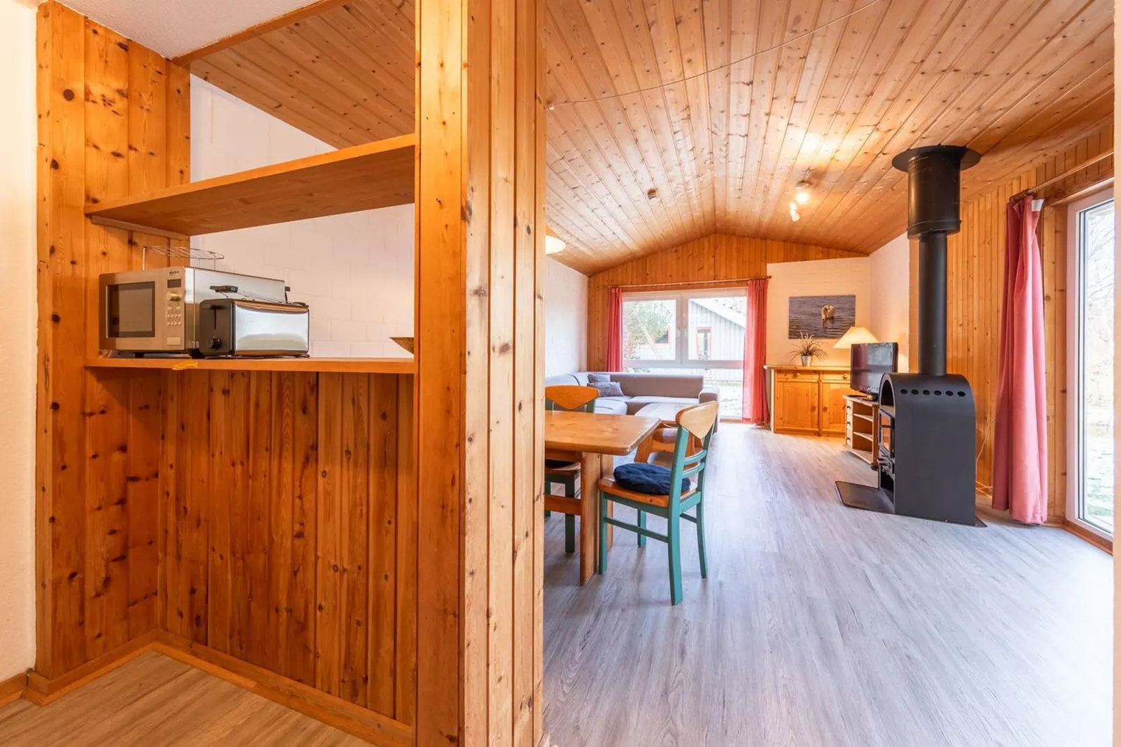 Reiher 5-Dining room