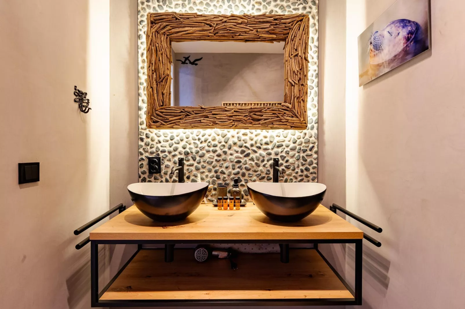 Luxe appartement Vista Maris 'Somaris' - Havenweg 8-50  Sint-Annaland-Badezimmer