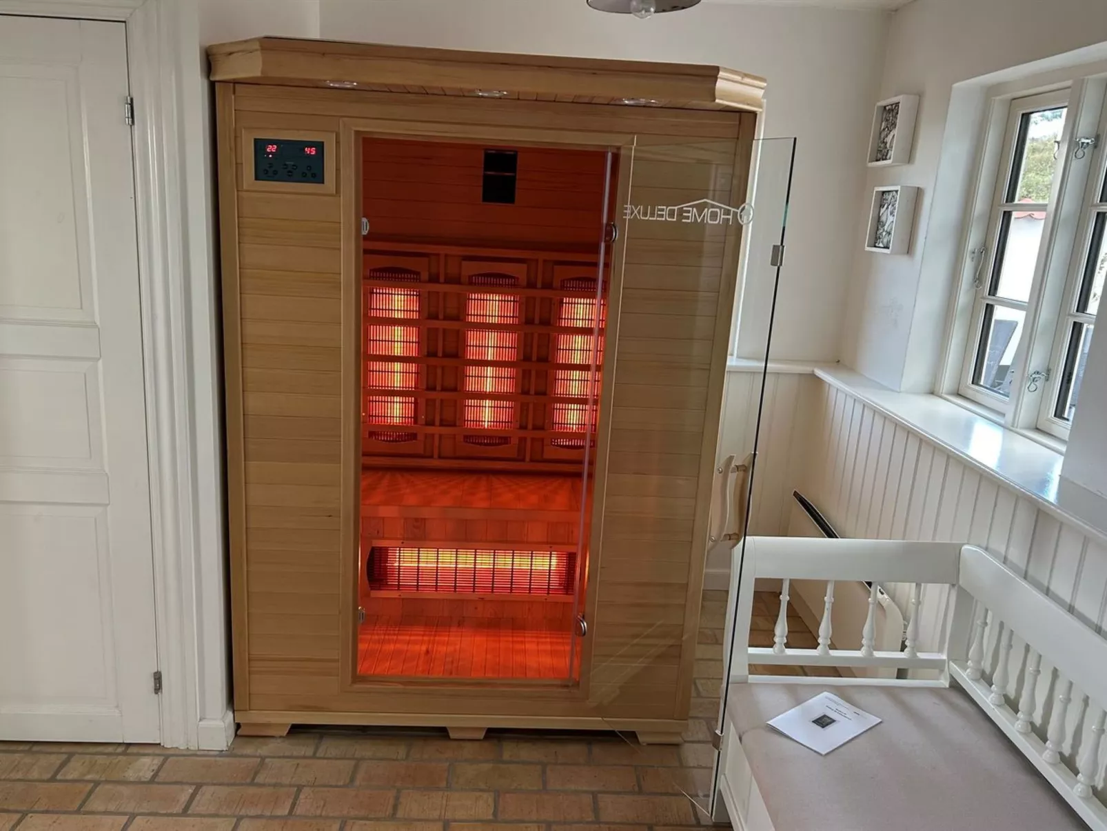 "Susan" - 20m from the sea-Drinnen