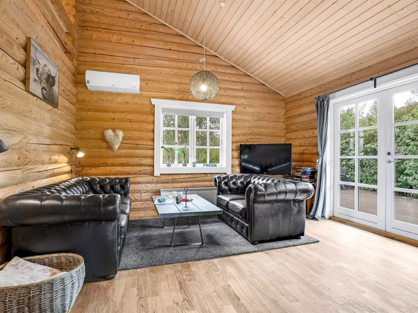 "Salmina" - 900m from the sea-Inside