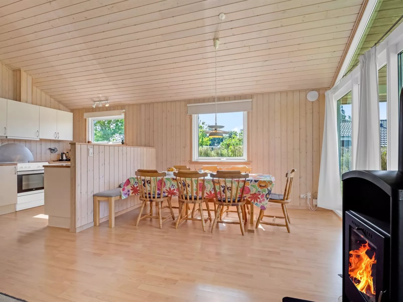 "Vincent" - 25m from the sea-Drinnen