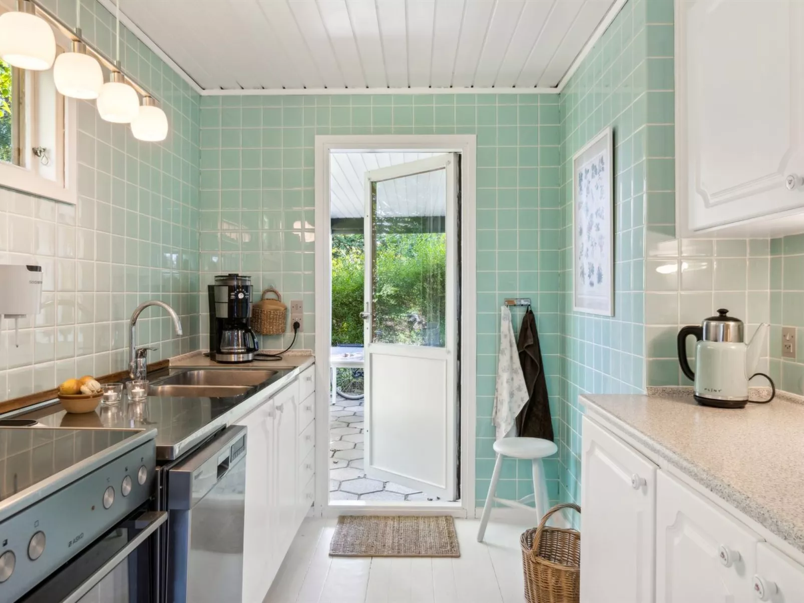 "Awenita" - 250m from the sea-Inside